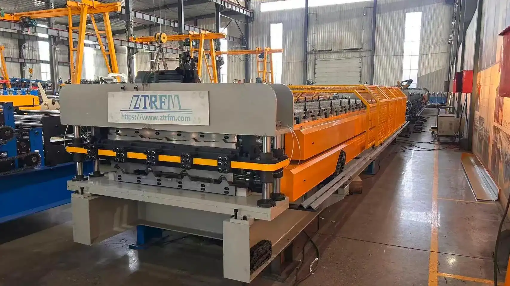 Durable Trapezoidal Roll Forming Machine for Industrial Use: Choosing the Right Equipment